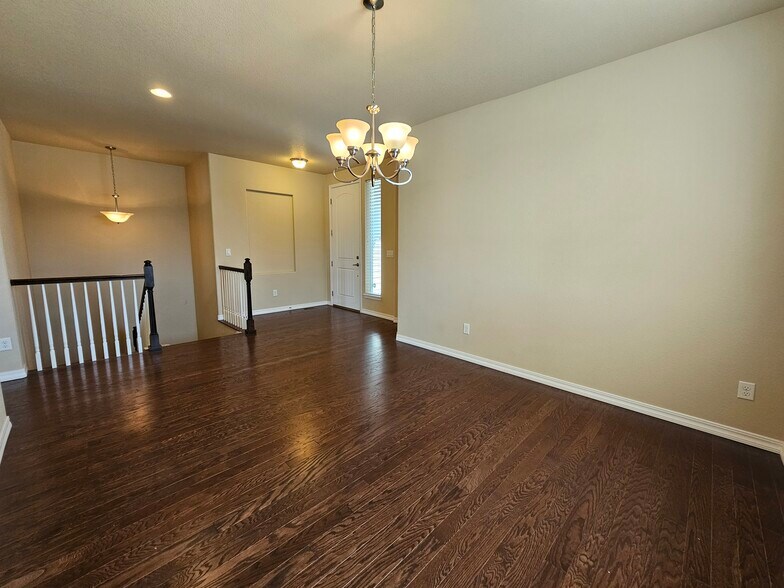 Building Photo - 5910 Traditions Dr