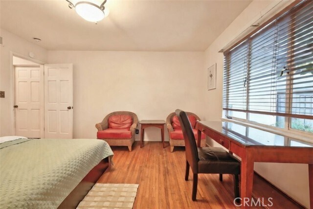 Building Photo - 2895 Woodlawn Ave