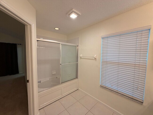 Building Photo - 2632 Galliano Cir
