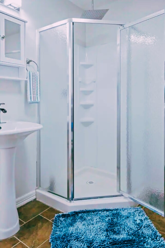 Building Photo - 316 E Monroe St