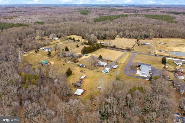 Building Photo - 1573 Garrisonville Rd