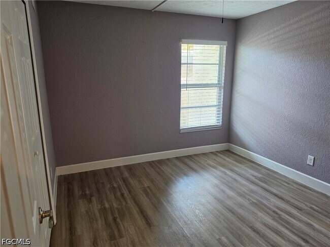 Building Photo - 16251 Dublin Cir