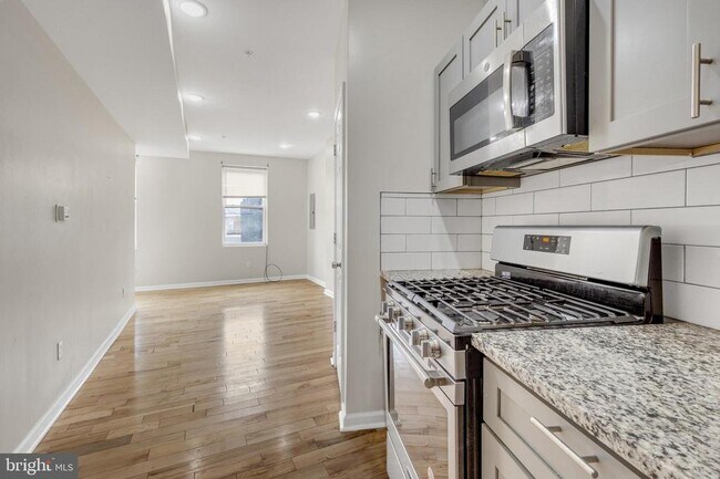 Primary Photo - 2604 Frankford Ave