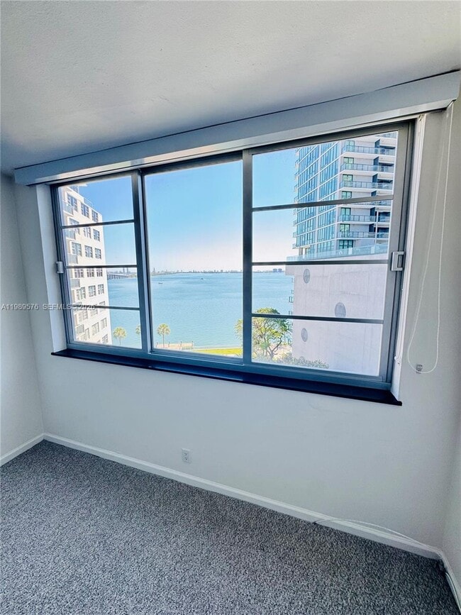 Building Photo - 3301 NE 5th Ave