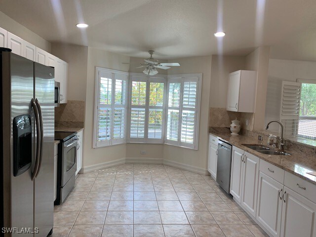 Primary Photo - 300 Diamond Cir