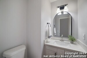 Building Photo - 14718 Hillside View