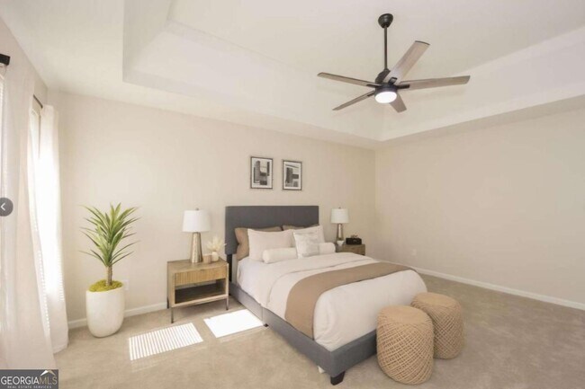 Building Photo - 833 Oakview Trce