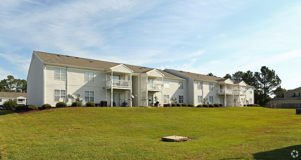 Primary Photo - Deerfield Run Apartments