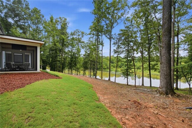 Building Photo - 161 Hoot Owl Ln