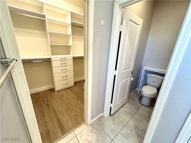 Building Photo - 2927 Ventana Ridge Ave