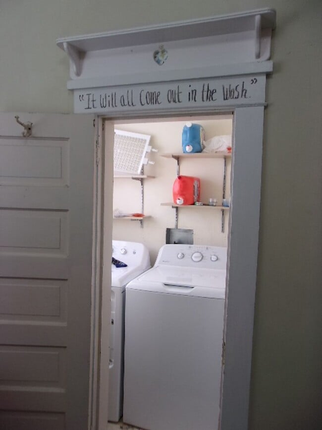 Building Photo - 234 W 400 N