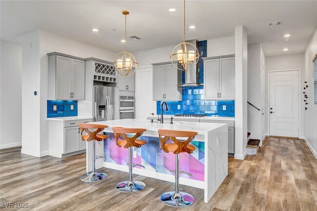 Building Photo - 318 Wind Poppy St