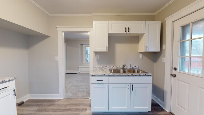 Building Photo - Brooklyn Centre neighborhood - 3  bedroom/...