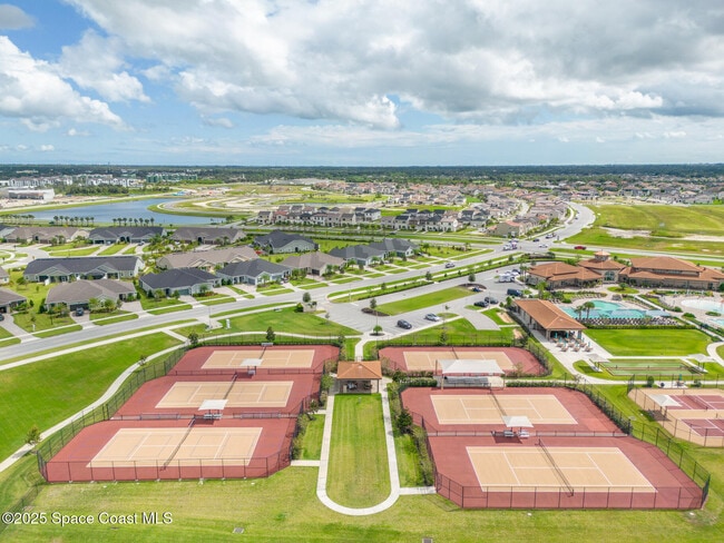 Building Photo - 3233 Casare Dr