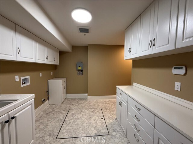 Building Photo - 1623 Artesia Blvd