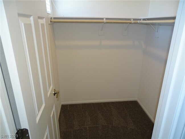 Building Photo - 10589 Sariah Skye Ave