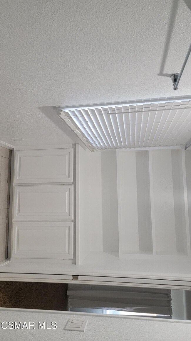 Building Photo - 1720 Elsinore Creek