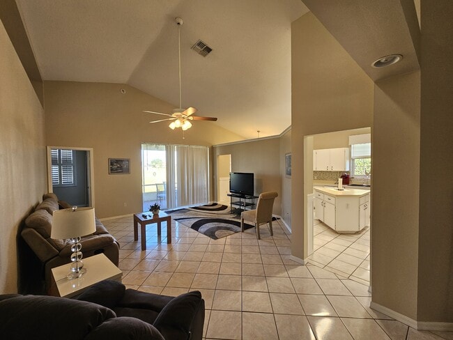 Building Photo - 17817 SE 115th Ct