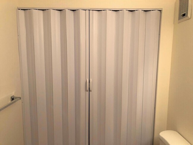 Building Photo - 2 Crossings Cir