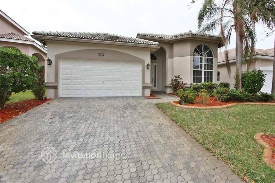 Primary Photo - 12123 NW 15th Ct