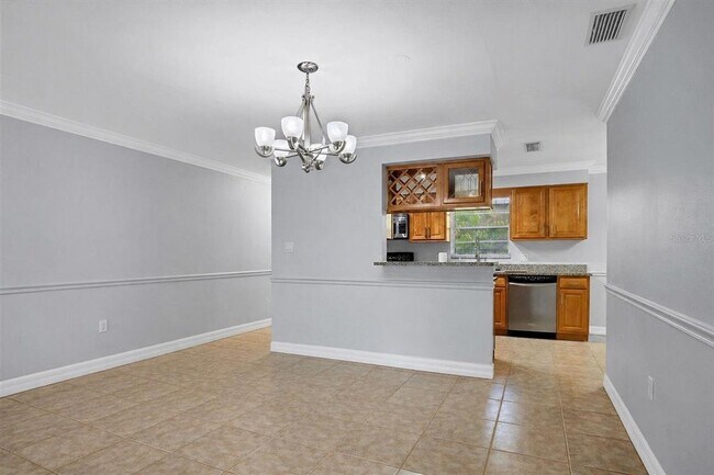 Building Photo - 3350 S Osprey Ave