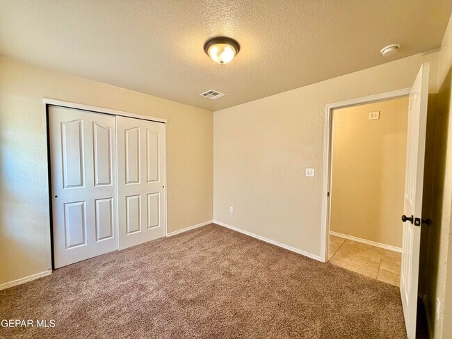 Building Photo - 14213 Ranier Point Dr