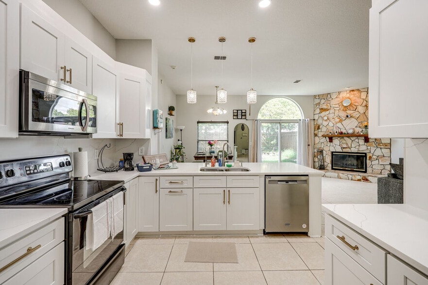 Building Photo - 3812 Tallcott Dr