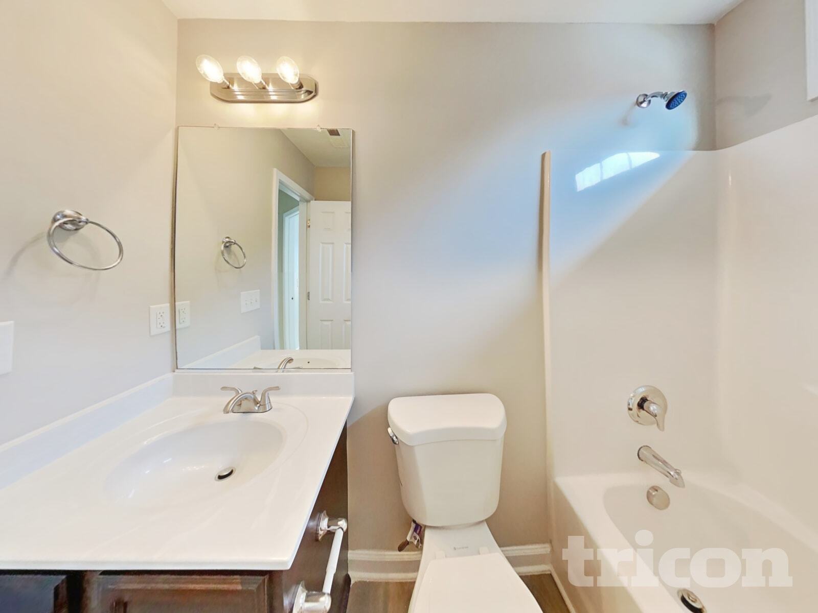 Building Photo - 1655 Crestlawn Tl