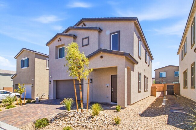 Building Photo - 9915 Ruby Dome Ave
