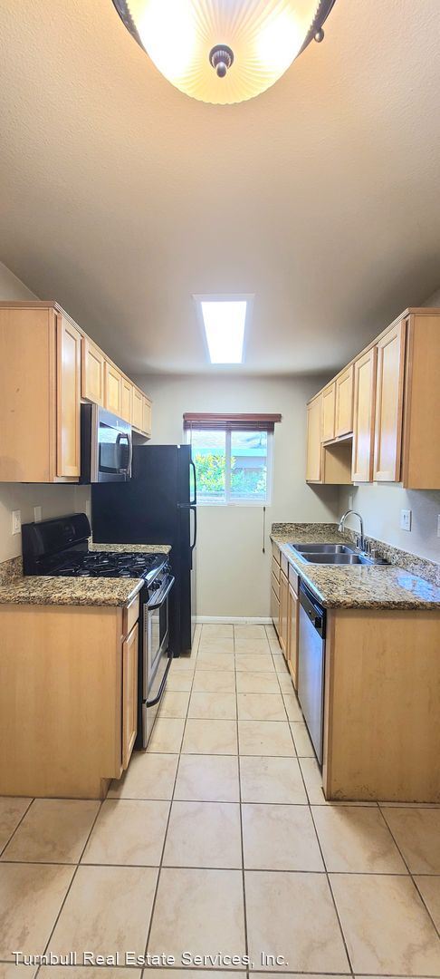 Building Photo - 2 br, 1 bath House - 4713 AMBER LN #2 - AM...