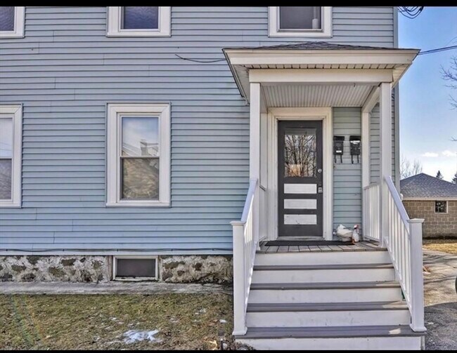 Building Photo - 278 Greenwood St