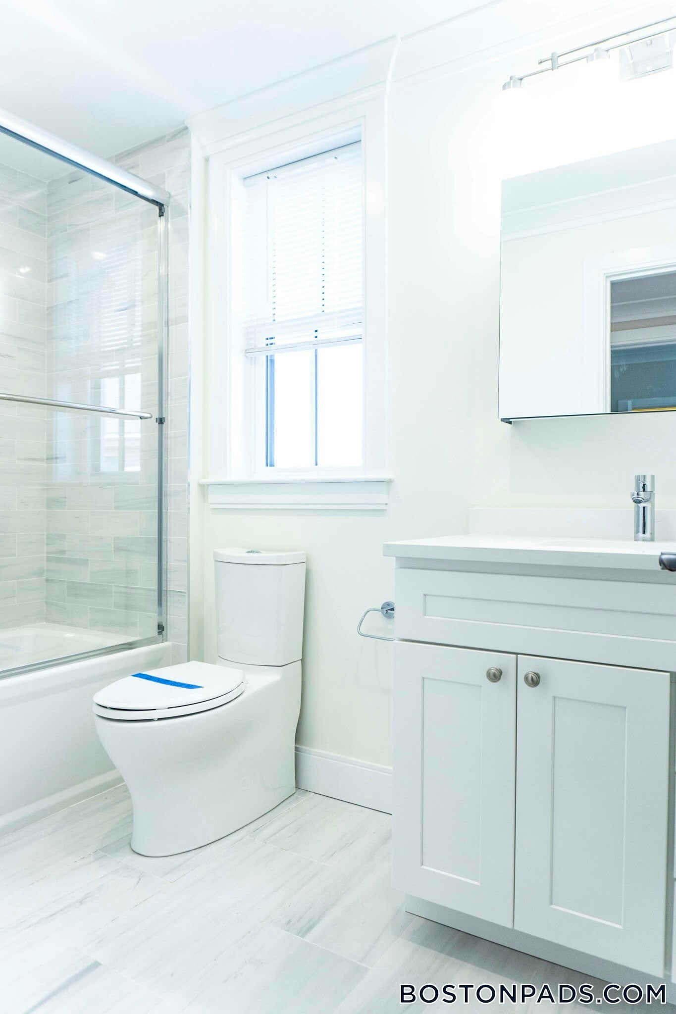 Building Photo - 79 Linden St