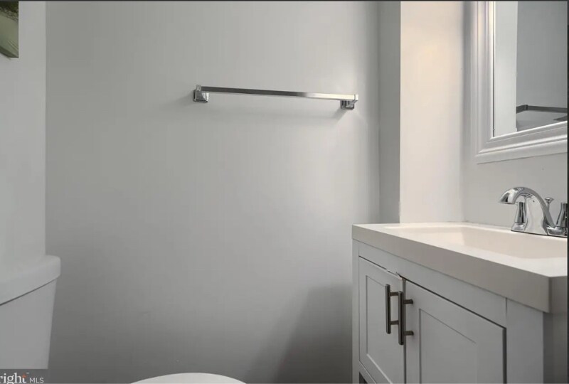 Building Photo - 930 Washington Blvd