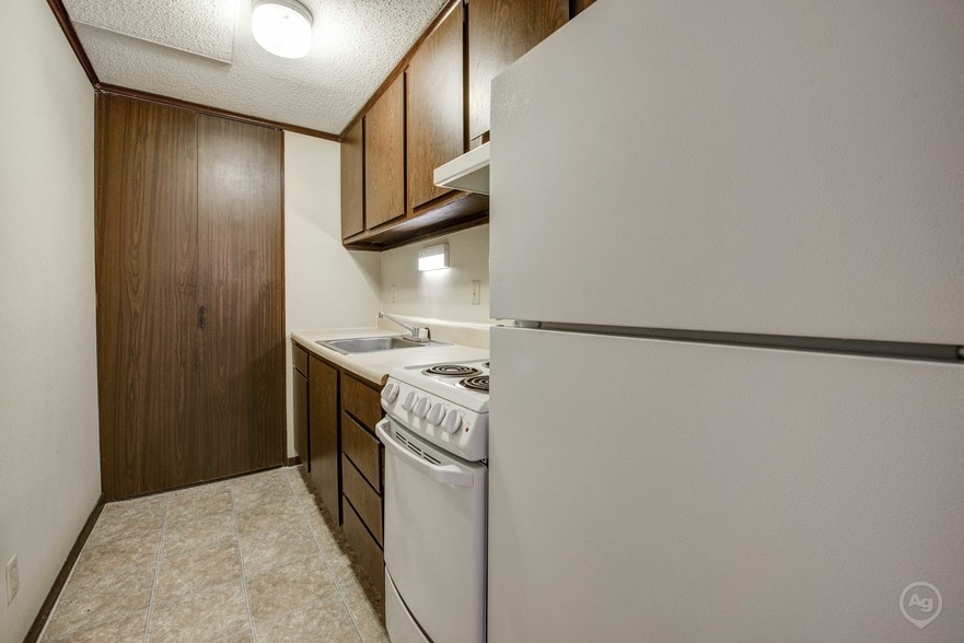 Primary Photo - Treeborn Apartments