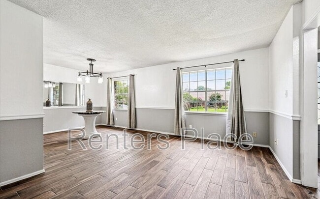 Building Photo - 6310 S 72nd E Pl