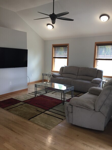 Living Room - 9 Newbury St