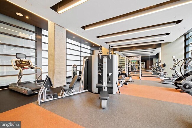 Building Photo - 1213 Walnut St