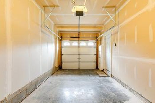 Building Photo - 4517 Meredith Creek Dr