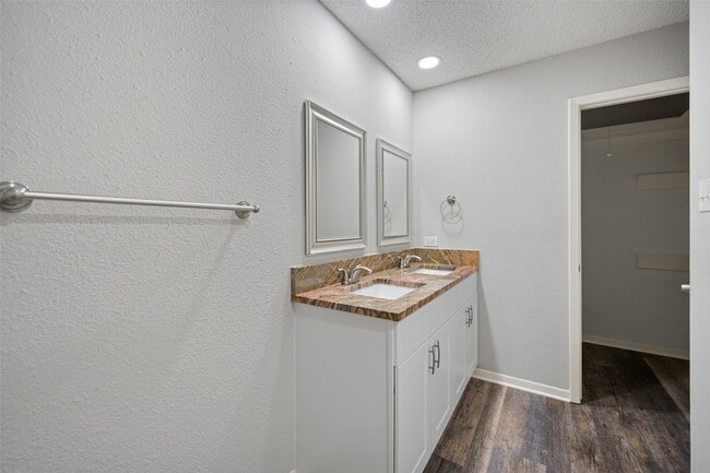 Building Photo - 14406 Cypress Branch Dr