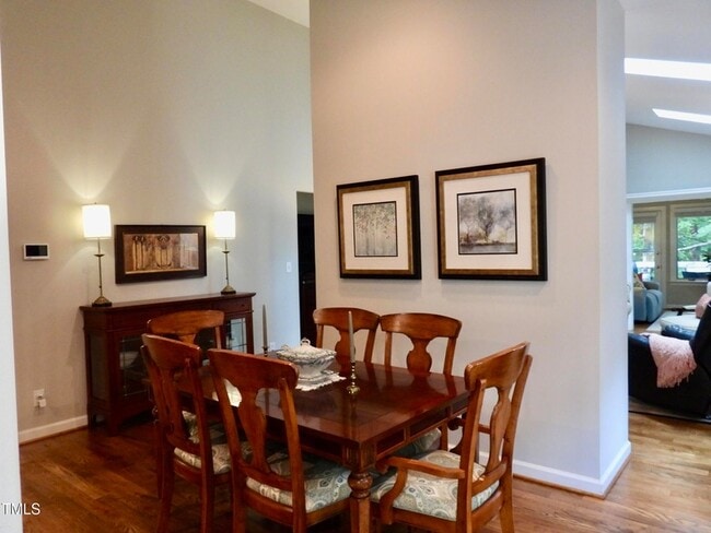 Building Photo - 531 Weathersfield