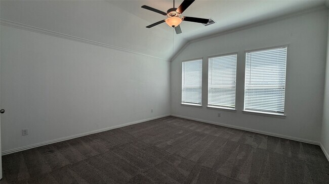 Building Photo - 13018 Hydeland Dr