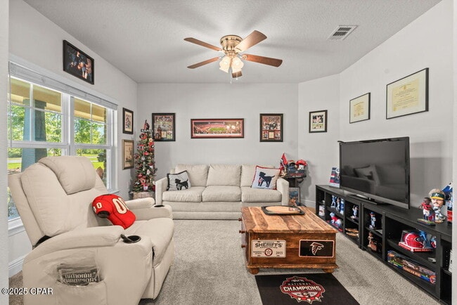 Building Photo - 104 Lake Merial Trail