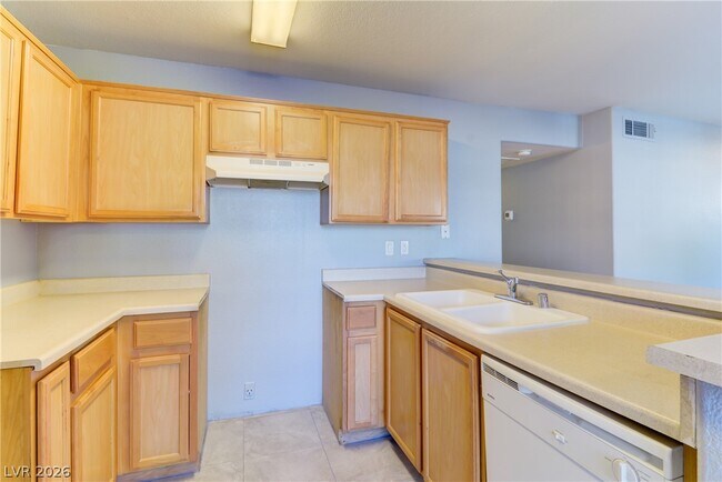 Building Photo - 2974 Juniper Hills Blvd
