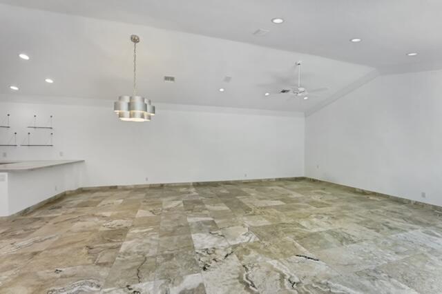 Building Photo - 3555 Commodore Cir