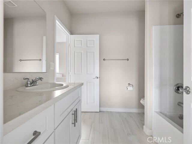 Building Photo - 8411 Buckthorn Ave