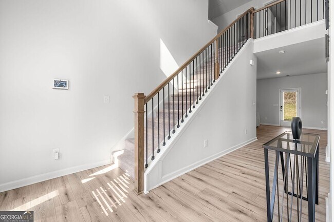 Building Photo - 100 Petunia Ct