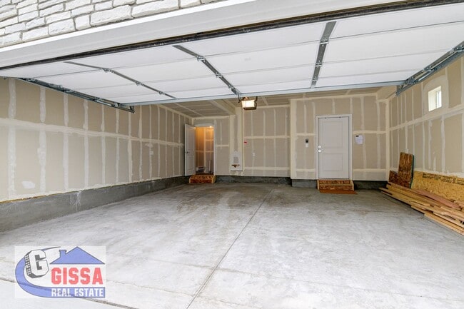 Building Photo - 2 year old townhome with 3 bedrooms, 2 1/2 bathrooms, 2-car garage at Victory Ridge available to ...