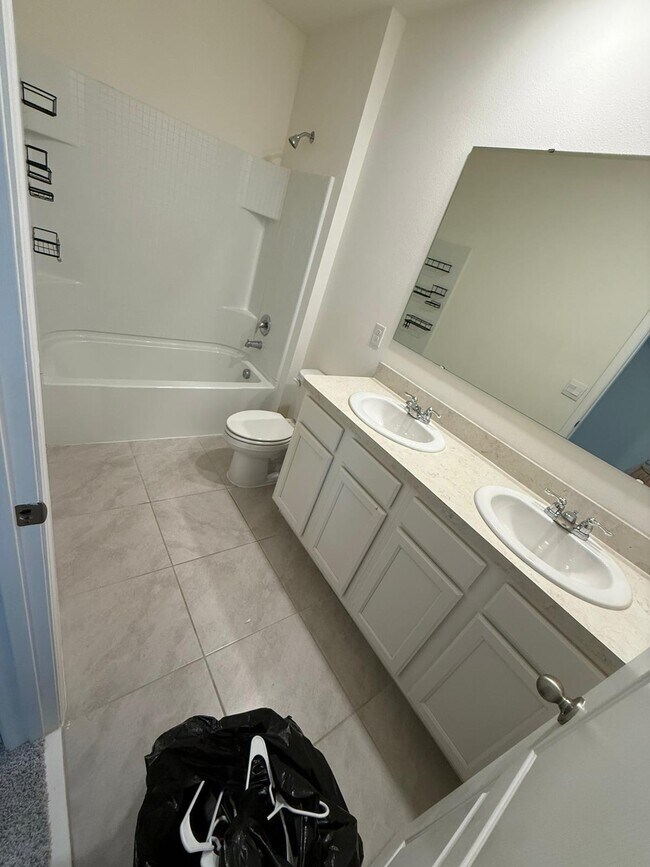 Building Photo - 2915 Turnstone Run