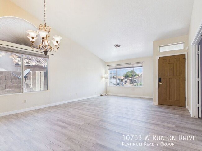 Building Photo - 10763 W Runion Dr