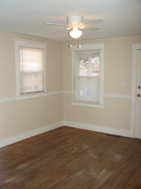 Building Photo - 3151 W Pikes Peak Ave